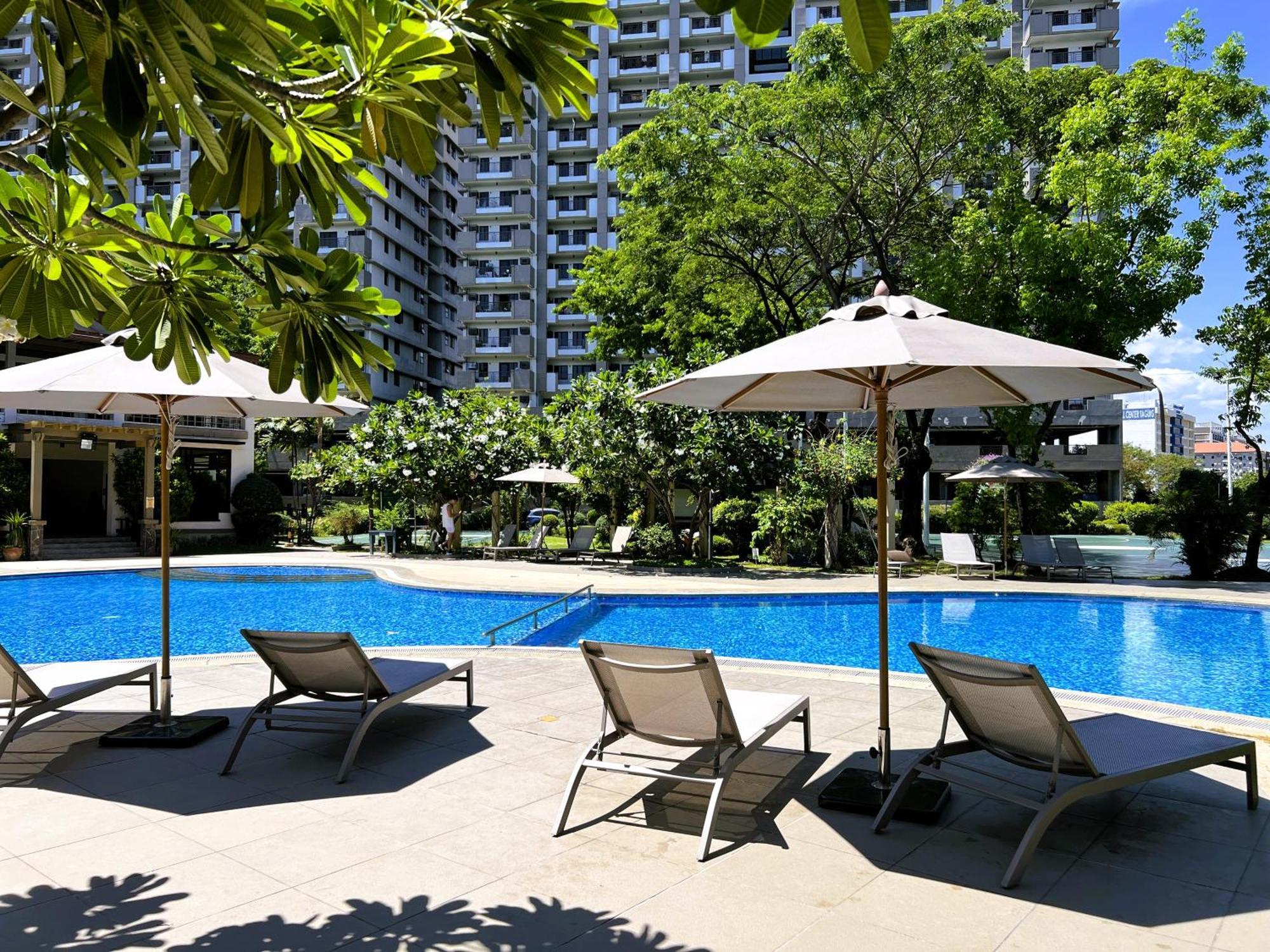 Stunning 2Br Apt, 65 Sq M Netflix At Rosewood Pointe Residences Near Bgc Manilla Buitenkant foto
